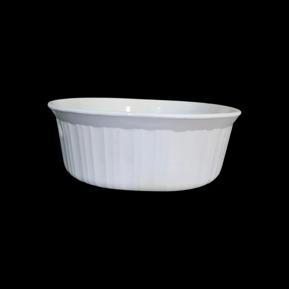 CorningWare French White F-2-B Oval Casserole Dish 2.8L Fluted Bakeware